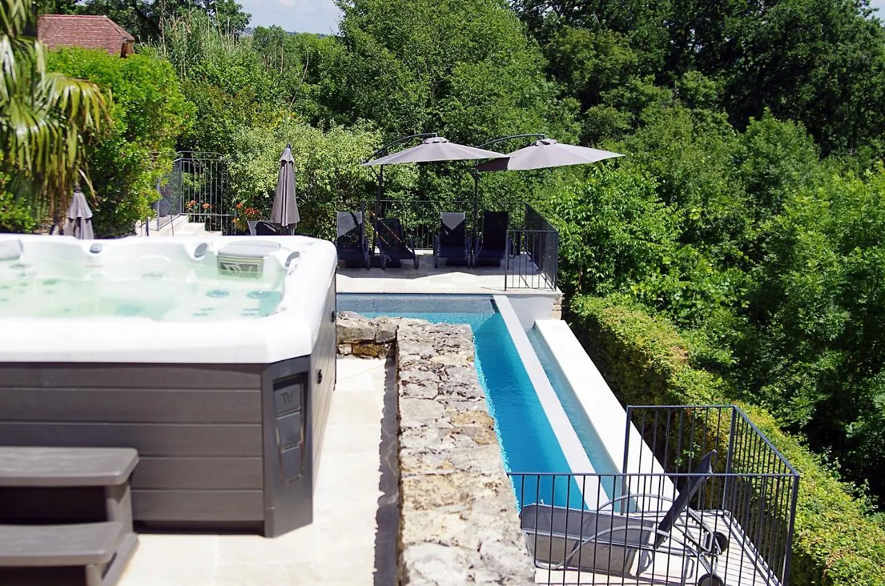 Lodge Travers De Pechmeja Lissac et Mouret
