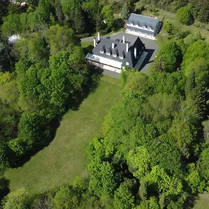  Holiday home Manoir Et Avec Piscine Au Domaine De Bize